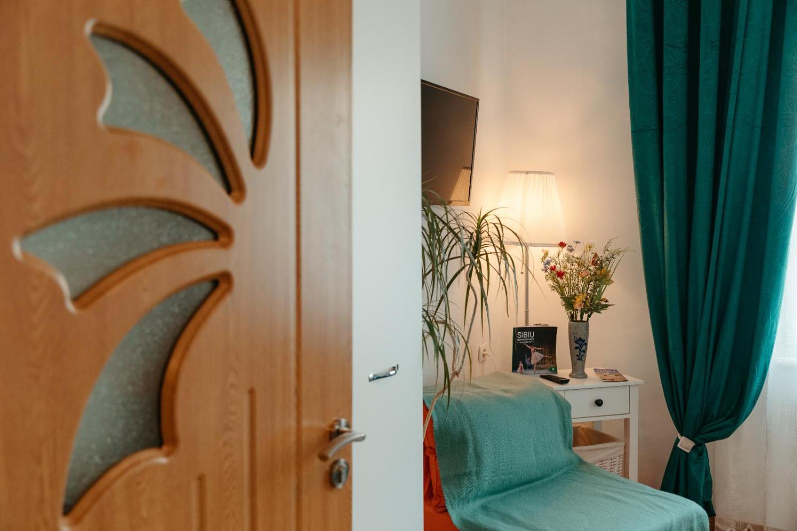 Flh - Apartament Mai Cu Aroma De Cafea Si Ceai Hermannstadt Exterior foto